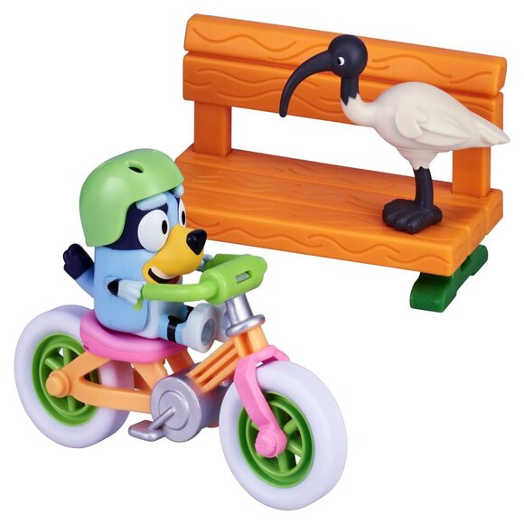 Bluey and Bicycle Figure Vehicle and Figure Pack - Picture 2 of 7